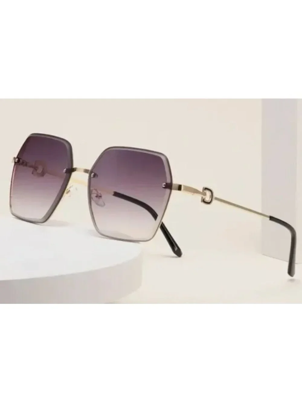 Oversized Unisex Square Grey Gradient Sunglasses With Gold Frame & Black Temples